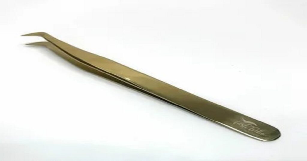 Eyelashes Tweezers in UK