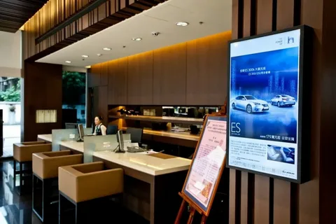 digital signage dubai