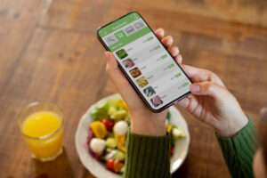 The Impact of Augmented Reality on Restaurant and Food Delivery Apps