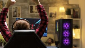 girl playing game and hands up